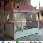Dipan Tingkat Kayu Solid Hemat Ruangan Anak Perempuan Warna Pink