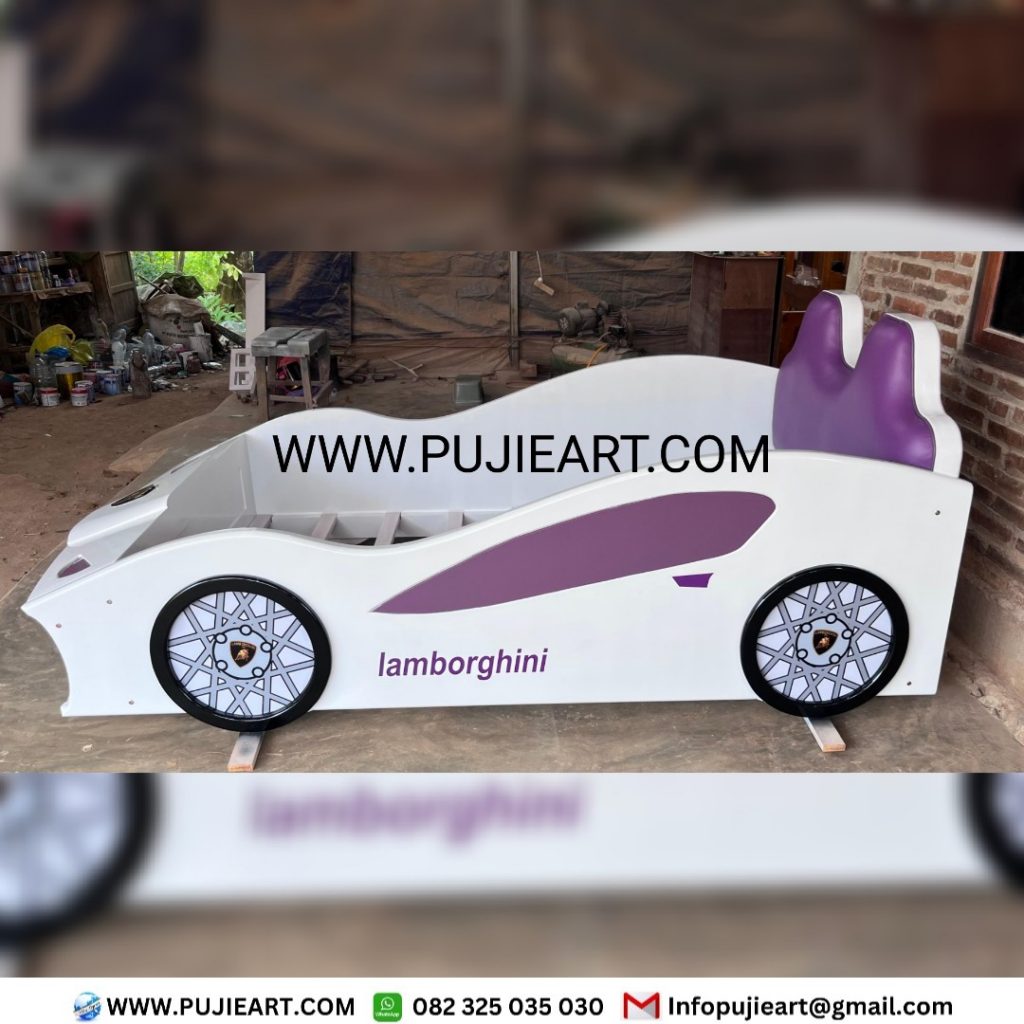Tempat Tidur Anak Perempuan Bentuk Mobil