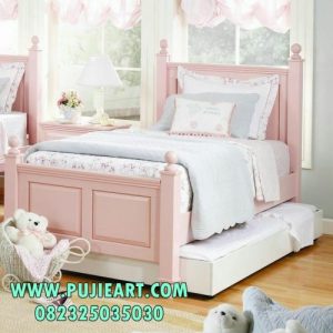 Tempat Tidur Anak Pink