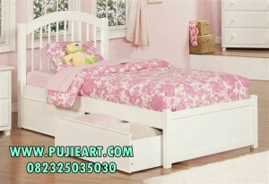 Tempat Tidur Sorong Minimalis