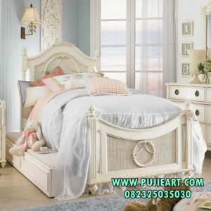 Tempat Tidur Sorong Ukir Minimalis