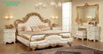 Desain Tempat Tidur Elegan Klasik