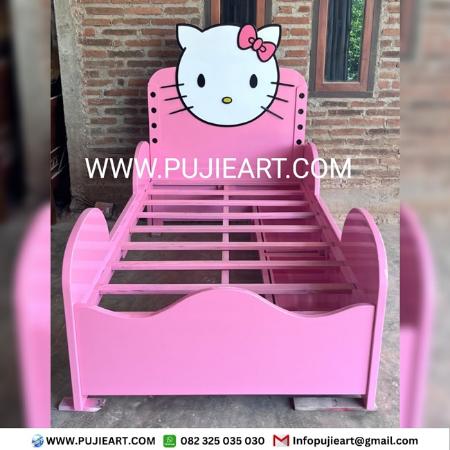 Desain Ranjang Laci Anak Perempuan Karakter Hello Kitty