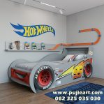 Tempat Tidur Anak Perempuan Karakter Lightning McQueen Bentuk Mobil