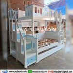 Tempat Tidur Modern 3 Tingkat Kuat Kokoh Dengan Laci Penyimpanan