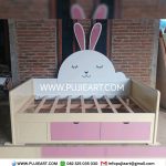Tempat Tidur Anak Perempuan Karakter Kelinci