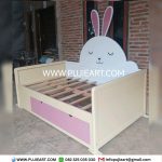 Tempat Tidur Anak Perempuan Karakter Kelinci