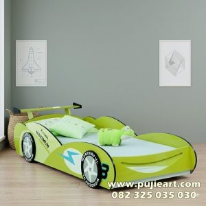 Tempat Tidur Anak Unisex Bentuk Mobil Hemat Ruangan