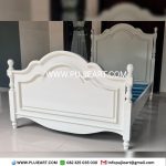 Tempat Tidur Single Anak Remaja Klasik Hemat Ruangan Kayu Solid